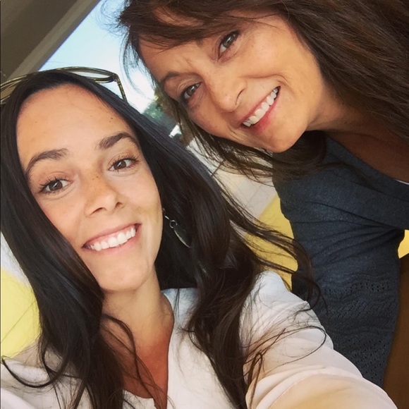 Meet Mom & Daughter Duo - Cindy & Chelsea - Picture 7 of 15